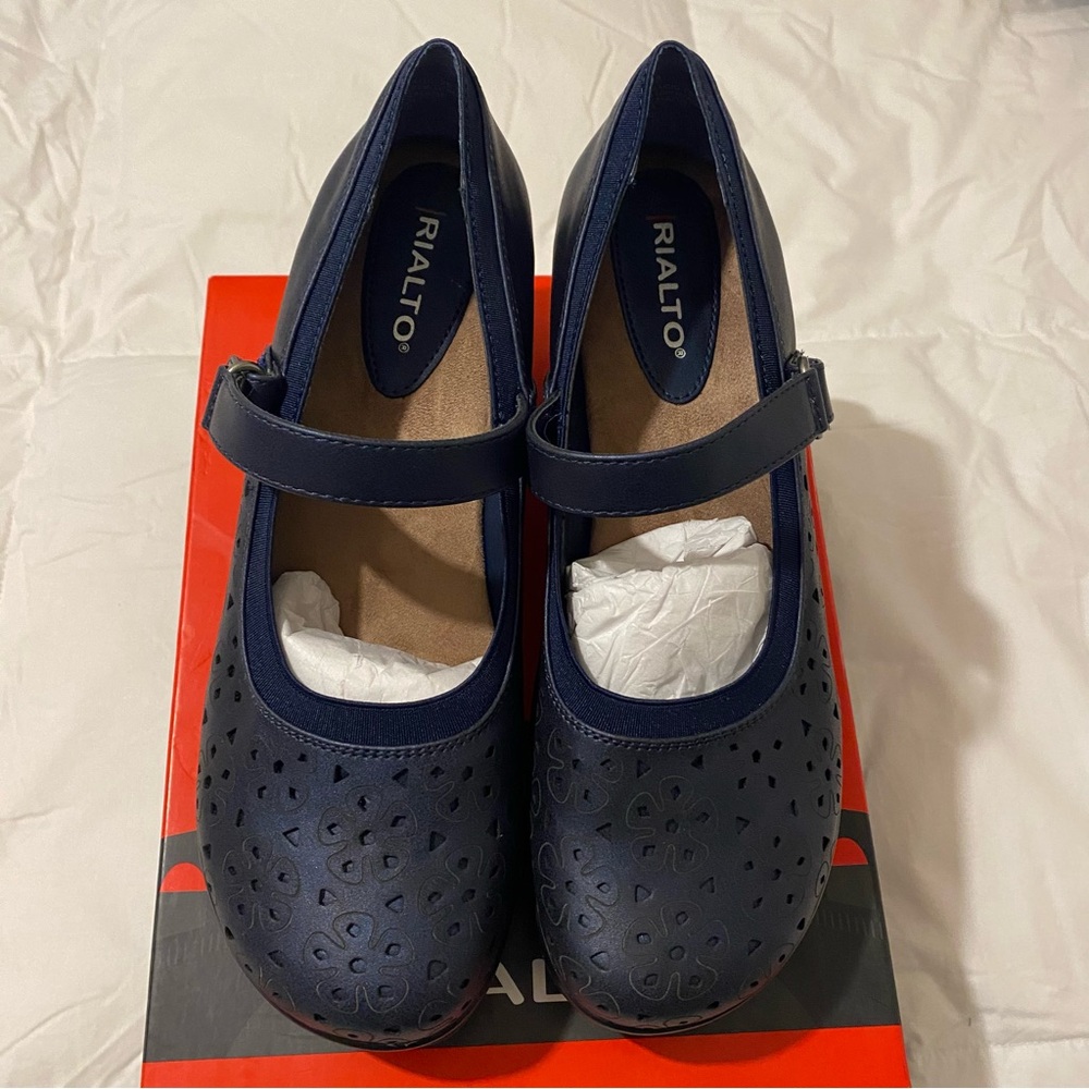 Rialto Visalia Sapphire Mary Jane Heels - Picture 6 of 9